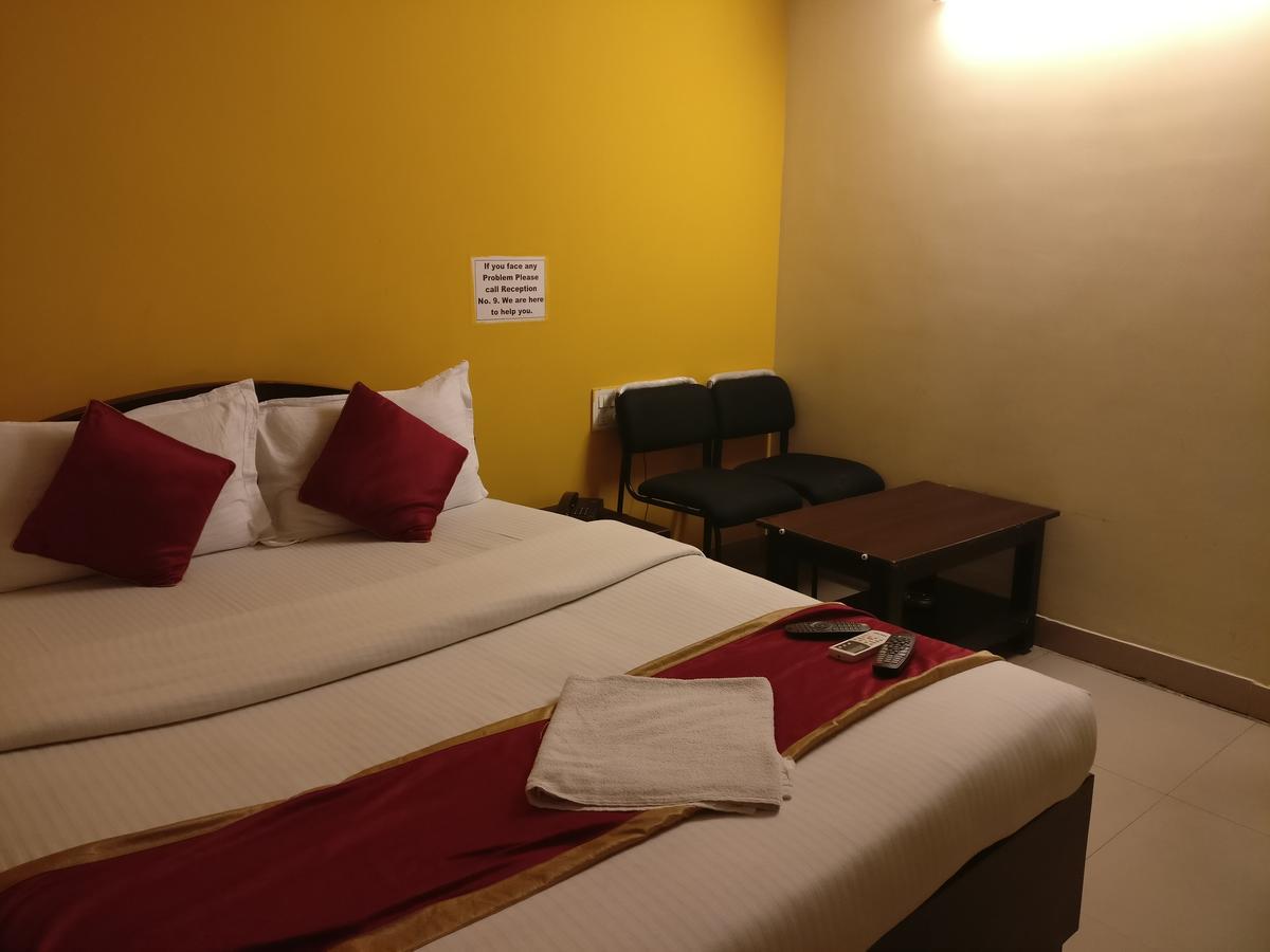 Hotel Skyland Bangalore Exterior foto